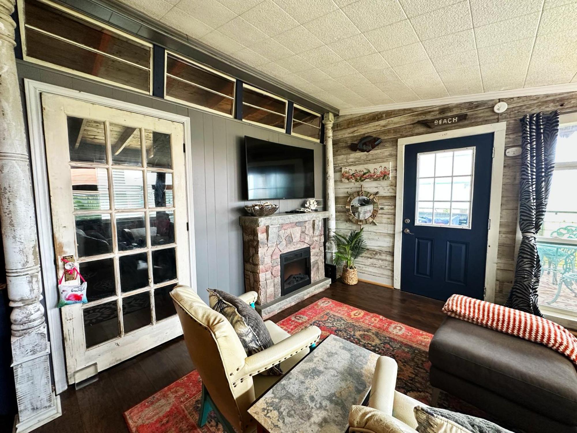 Salty Dog Cottage เซิร์ฟไซด์บีช ภายนอก รูปภาพ
